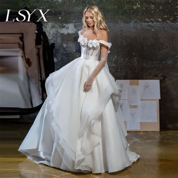 Сватбена рокля на принцеса LSYX с открити рамене, стъпаловиден отвор от органза, лък дантела отзад, Трапециевидное сватбена рокля с влак във формата на сърце